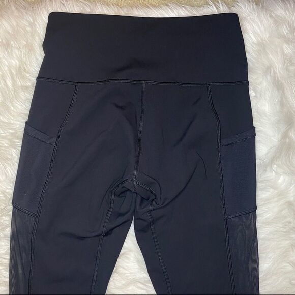 Lululemon Seek the Heat Crop - Picture 14 of 15